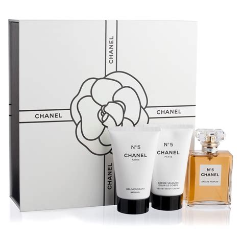 chanel n 5 200ml|Chanel no 5 gift set.